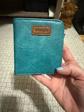 Wrangler Teal Zip Card Wallet with Contrast Patch